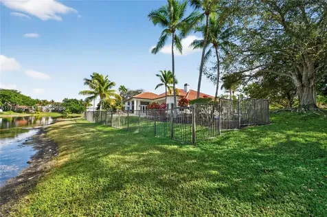 3520 Paddock Road Weston FL 33331