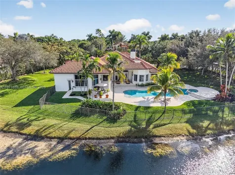 3520 Paddock Road Weston FL 33331