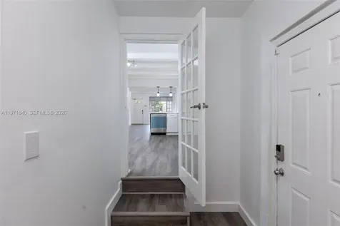 132 SW 2nd Avenue Hallandale Beach FL 33009