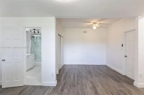 132 SW 2nd Avenue Hallandale Beach FL 33009