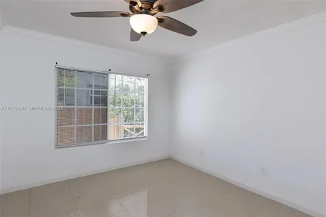 132 SW 2nd Avenue Hallandale Beach FL 33009