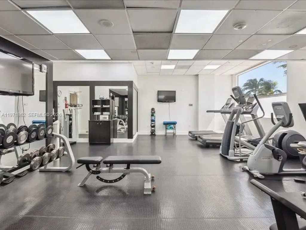 2670 E Sunrise Boulevard Fort Lauderdale FL 33304