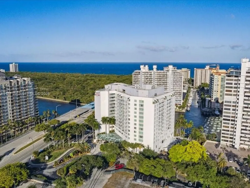 2670 E Sunrise Boulevard Fort Lauderdale FL 33304
