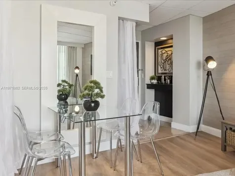 2670 E Sunrise Boulevard Fort Lauderdale FL 33304