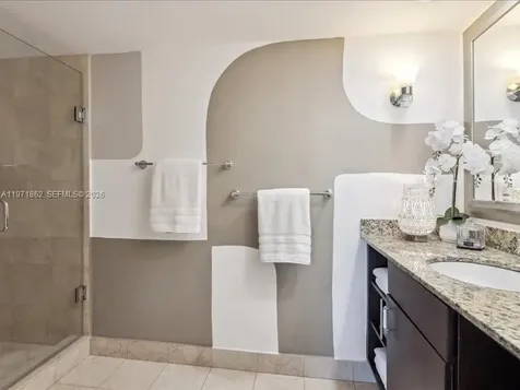 2670 E Sunrise Boulevard Fort Lauderdale FL 33304