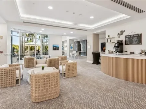 2670 E Sunrise Boulevard Fort Lauderdale FL 33304
