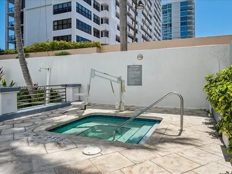 2670 E Sunrise Boulevard Fort Lauderdale FL 33304