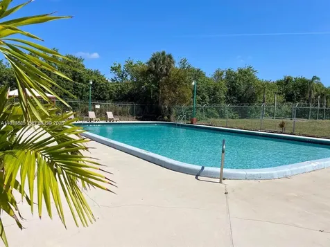 35 Crossings Circle Boynton Beach FL 33435