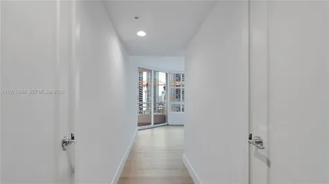 555 NE 34th Street Miami FL 33137