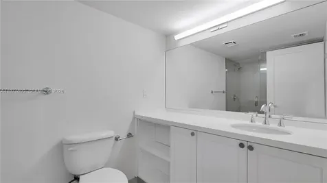 555 NE 34th Street Miami FL 33137