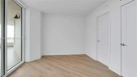 555 NE 34th Street Miami FL 33137