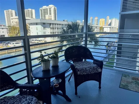 3551 NE NE 169 Street Sunny Isles Beach FL 33160