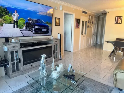 3551 NE NE 169 Street Sunny Isles Beach FL 33160