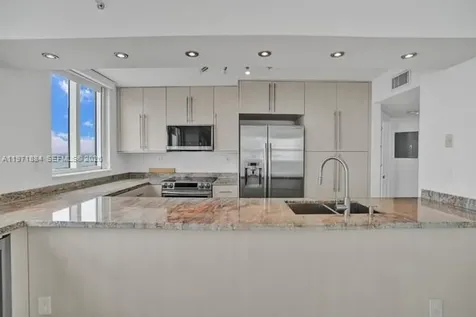 650 West Avenue Miami Beach FL 33139