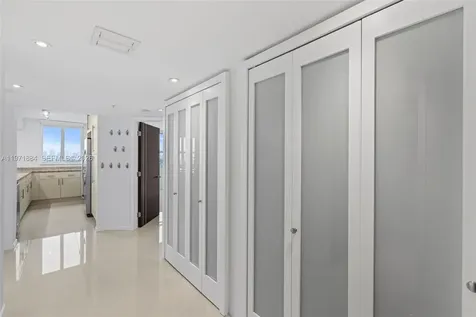 650 West Avenue Miami Beach FL 33139