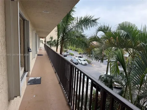 896 N Federal Highway Lantana FL 33462