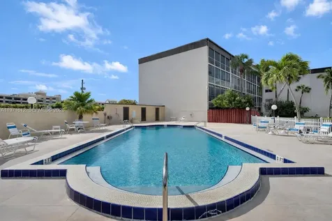 896 N Federal Highway Lantana FL 33462