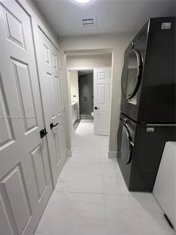 3900 Island Boulevard Aventura FL 33160