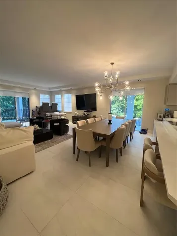 3900 Island Boulevard Aventura FL 33160