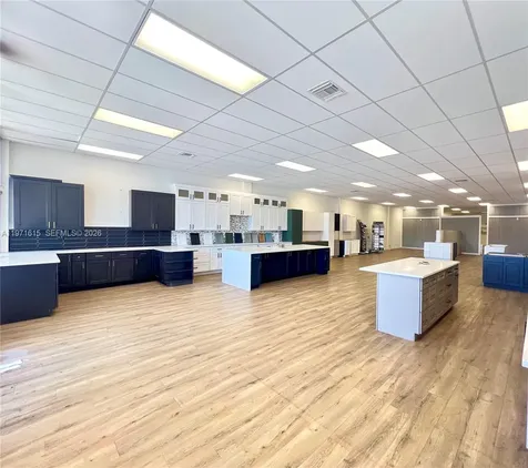 993 W State Road 84 Fort Lauderdale FL 33315