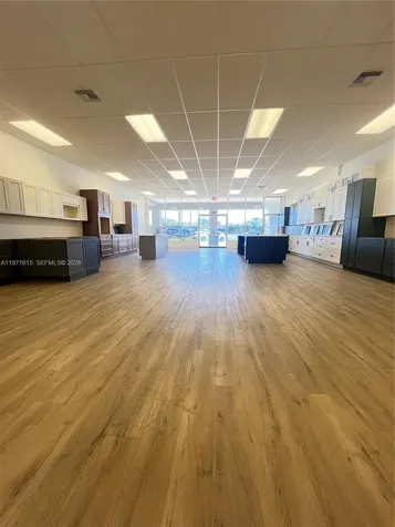 993 W State Road 84 Fort Lauderdale FL 33315