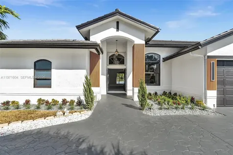12555 SW 34th Place Davie FL 33330