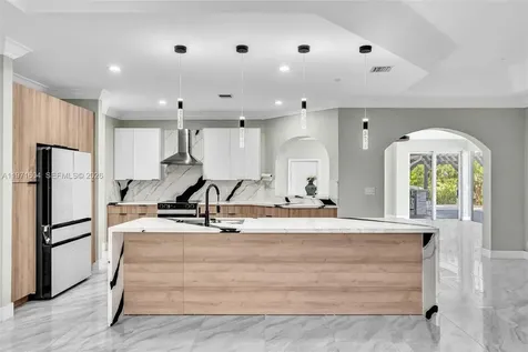 12555 SW 34th Place Davie FL 33330