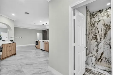 12555 SW 34th Place Davie FL 33330