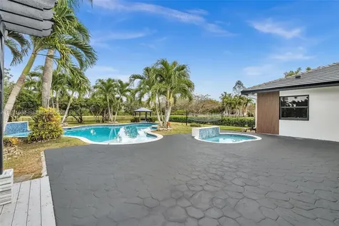 12555 SW 34th Place Davie FL 33330