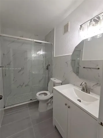 6756 NW 182nd Street Hialeah FL 33015