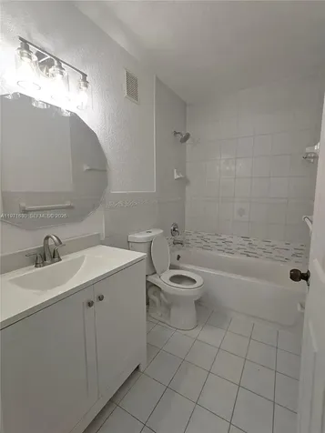 6756 NW 182nd Street Hialeah FL 33015