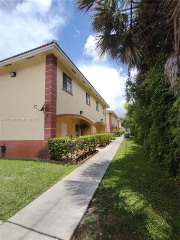 6756 NW 182nd Street Hialeah FL 33015