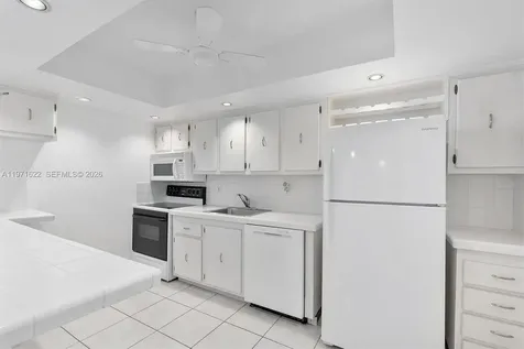 9273 Collins Avenue Surfside FL 33154