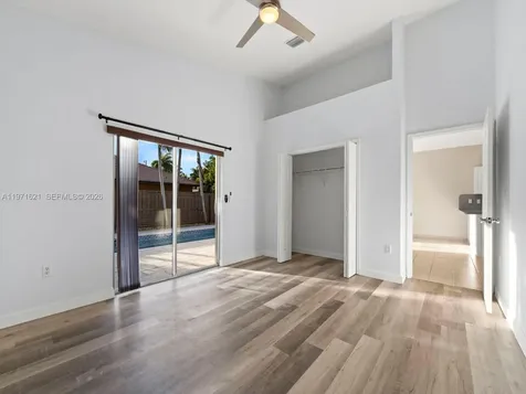 704 SE 14th Place Homestead FL 33033
