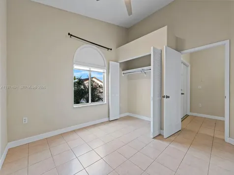 704 SE 14th Place Homestead FL 33033