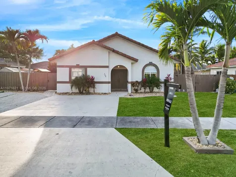 704 SE 14th Place Homestead FL 33033