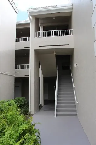 2831 N Oakland Forest Drive Oakland Park FL 33309