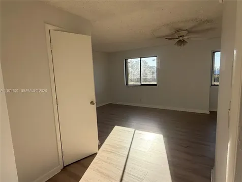 3655 NW 111th Terrace Sunrise FL 33351