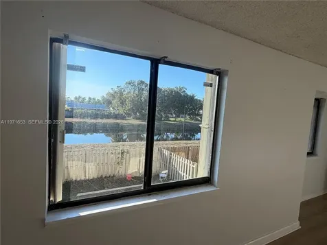 3655 NW 111th Terrace Sunrise FL 33351