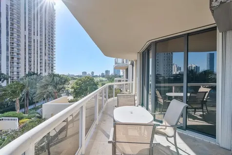 20191 E Country Club Drive Aventura FL 33180