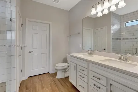 727 SE Boboli Way Port St. Lucie FL 34984