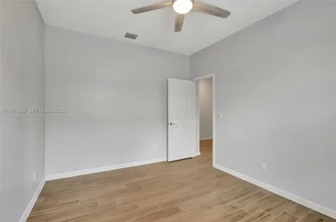 727 SE Boboli Way Port St. Lucie FL 34984