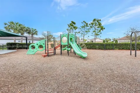727 SE Boboli Way Port St. Lucie FL 34984