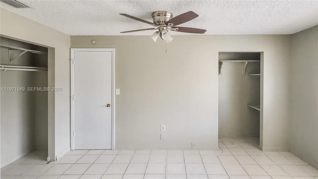 8480 SW 154th Cir Court Miami FL 33193