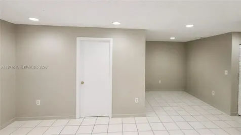 8480 SW 154th Cir Court Miami FL 33193