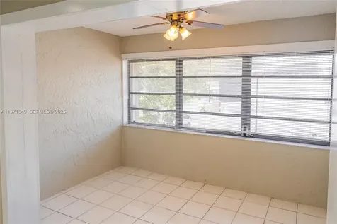 8480 SW 154th Cir Court Miami FL 33193