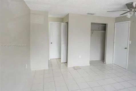 8480 SW 154th Cir Court Miami FL 33193