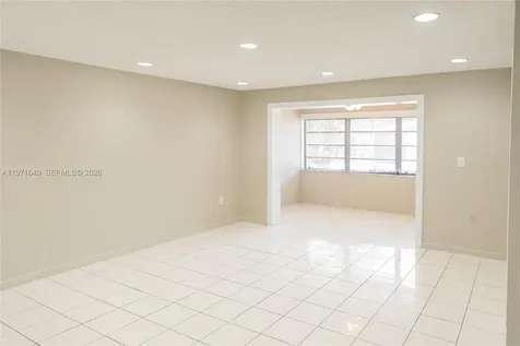 8480 SW 154th Cir Court Miami FL 33193