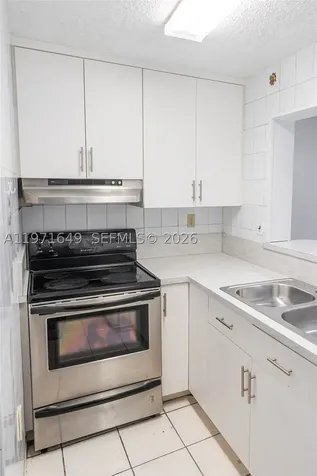 8480 SW 154th Cir Court Miami FL 33193