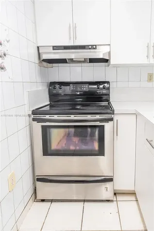 8480 SW 154th Cir Court Miami FL 33193